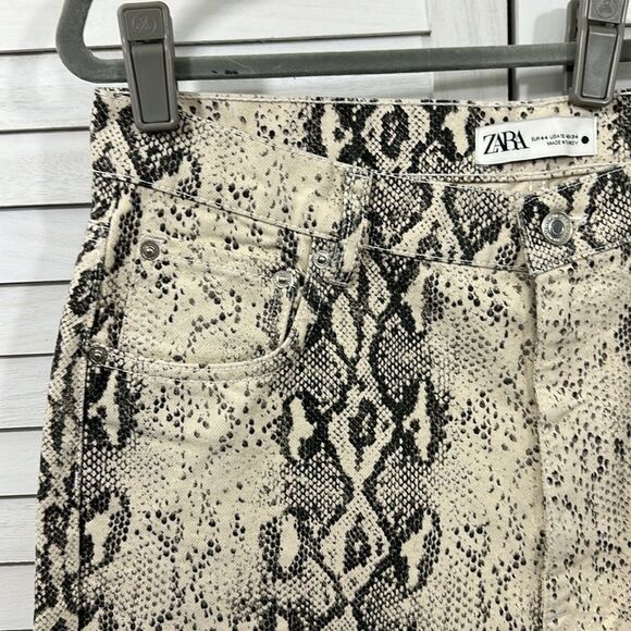Zara Jeans Size 12 Snake Skin Print Straight Leg NWOT - Picture 6 of 13